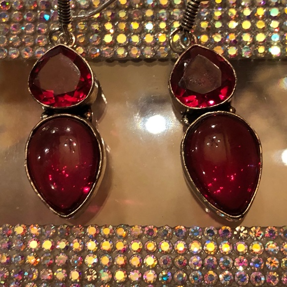 Red Onyx Silver Earrings - Picture 3 of 8